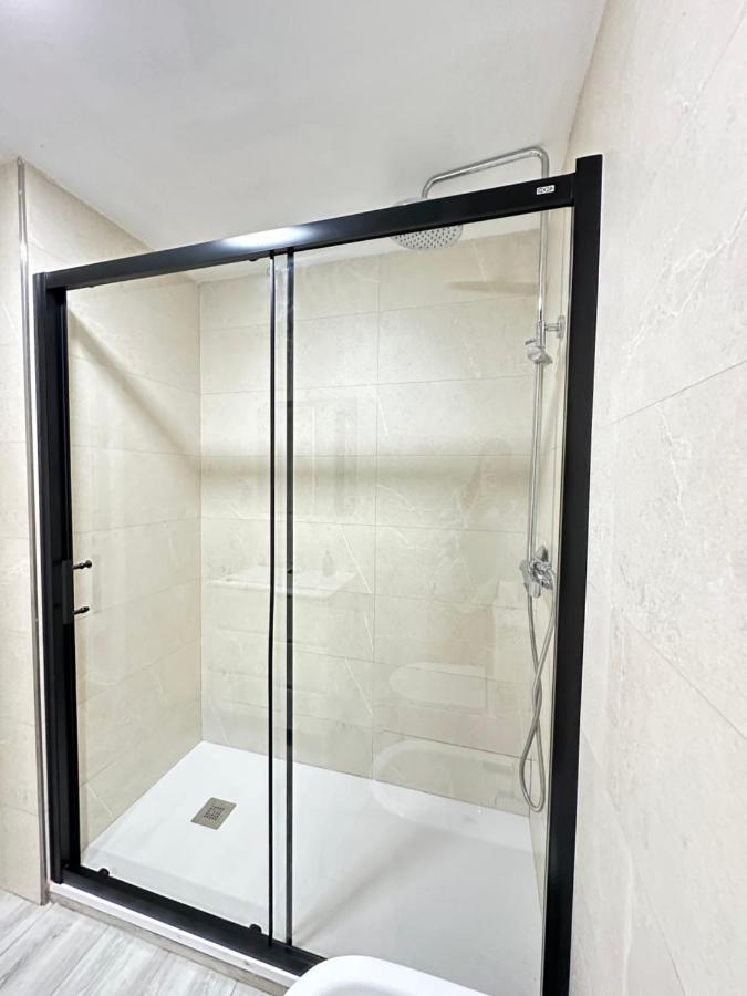 Malaga Inn Apartaments Екстер'єр фото